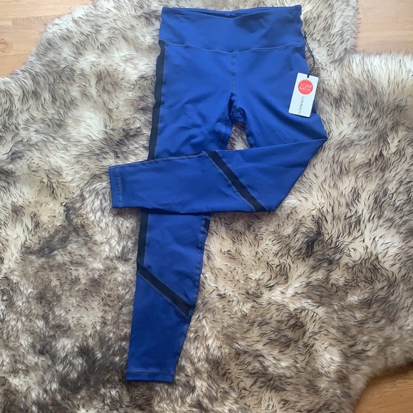 NWT Vimmia Blue and Black leggings - Picture 4 of 6